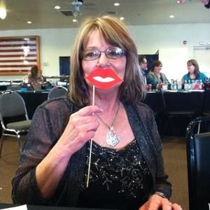 Meet your Posher, Diane